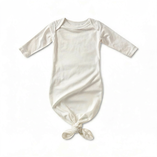 White Organic Baby Gown for Sensitive Skin made from 100% GOTS-certified organic Egyptian cotton by Prima Cotton.